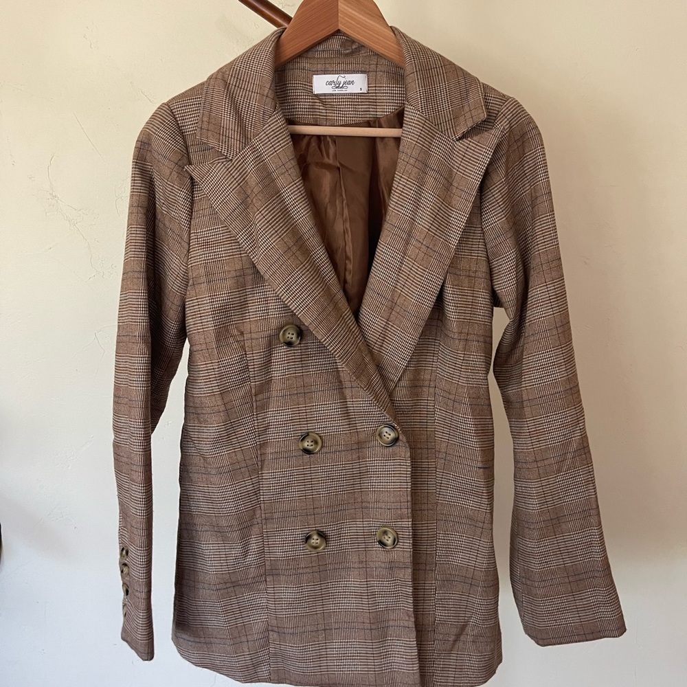 Carly Jean Los Angeles Brown Blazer Classic Tailored Design